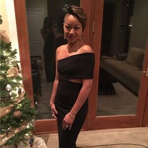 Solace London Piano Cutaway Off Shoulder Black Dress